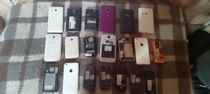 Celulares pra peças 