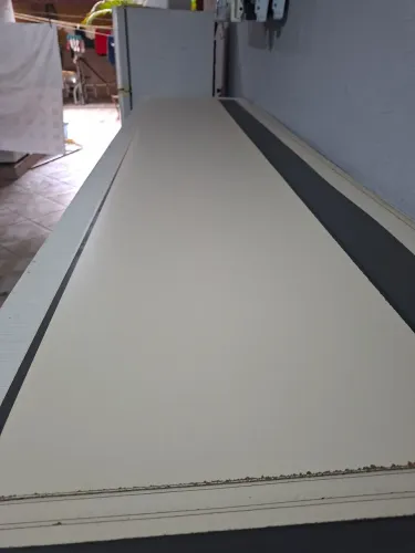 Formica bege (ovo) tamanho 215x34cm