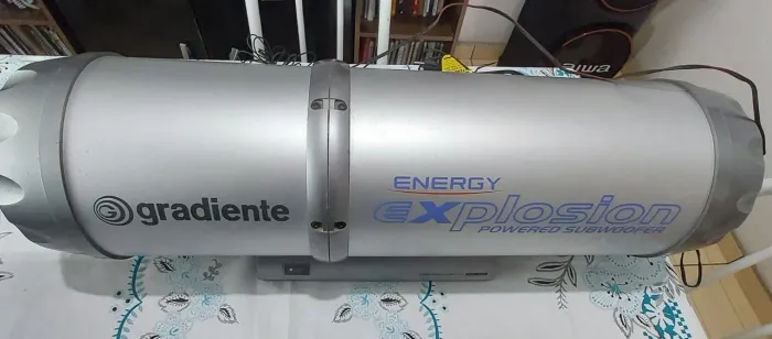 Subwoofer Gradiente Energy Explosion (Bazuca) - Conservado e completo