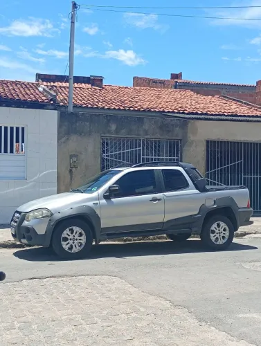 Fiat Strada Adventure1.8/ 1.8 Locker Flex CD 2012