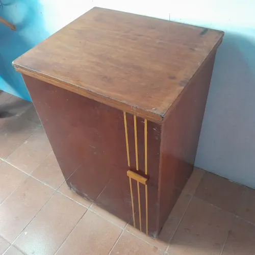 Gabinete pra máquina de costura