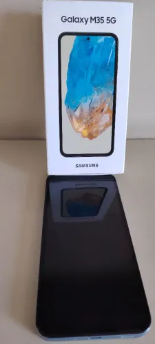 Samsung M35 8GB e 256GB