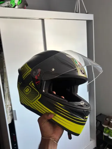 Capacete AGV k1s - Tamanho 59/60 (aceito cartão)