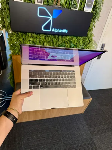 Macbook Pro 2019 A 2141 | 16/512 Aceito troca e parcelo no boleto