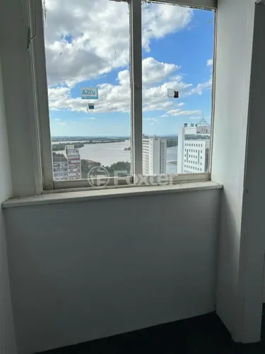 Sala / Conjunto Comercial à venda Praça Osvaldo Cruz, Centro Histórico - Porto Alegre