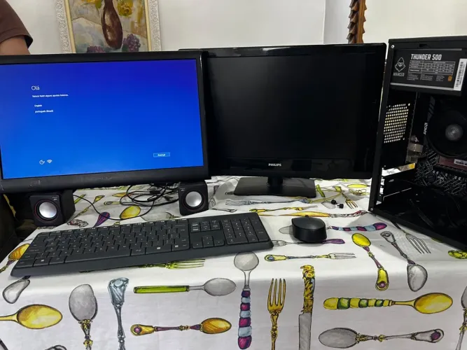 PC COMPLETO GAMER- RYZEN 5 + 16GB RAM + 2 MONITORES