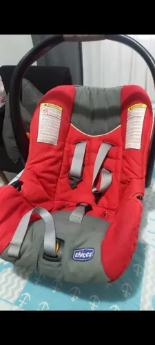 Vendo cadeira chicco