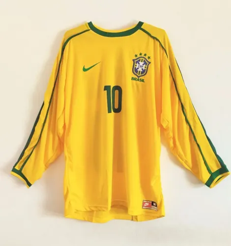 Camisa Retrô Brasil Seleção Brasileira Manga Longa Ronaldinho Amarela Copa do Mundo