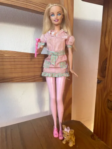 Barbie veterinária