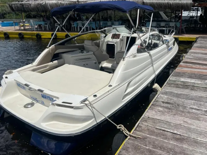 Lancha Regal SLC 2150 semi nova