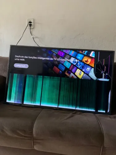Smart TV LG 43? - Tela trincada