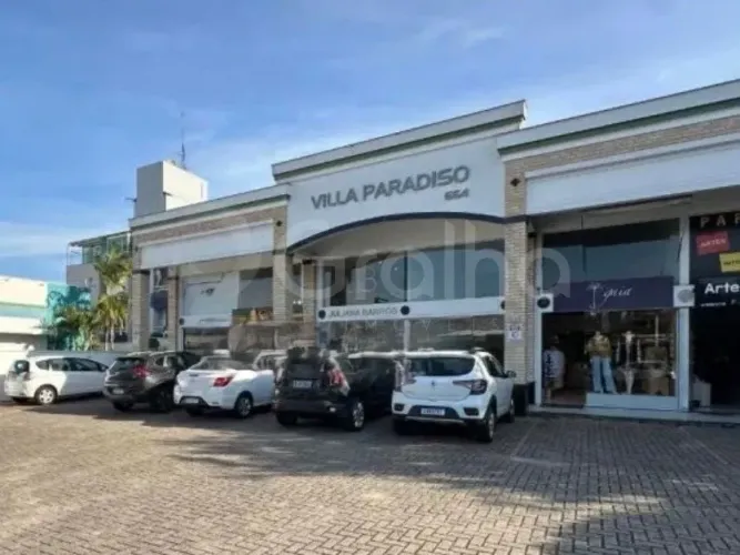 Sala comercial duplex de 100m² na Lagoa da Conçeição.