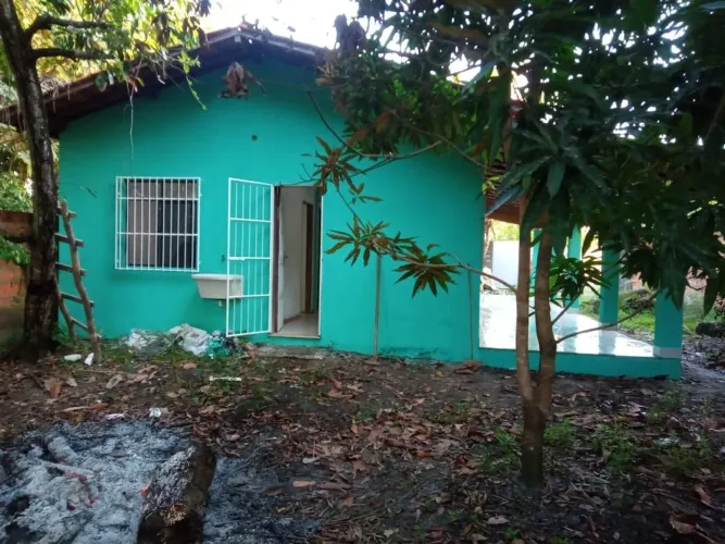 Vende-se excelente casa, em encarnação de salinas da margarida 