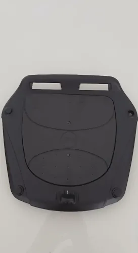 Vendo Base para bau givi universal Monolck.