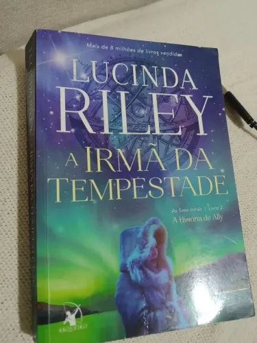 Livro A irmã da tempestade (Lucinda Riley)