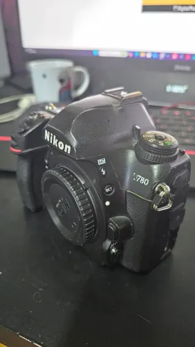 Câmera fotográfica Nikon D780