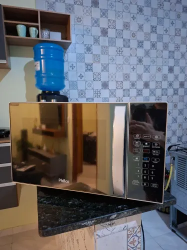 MICRO-ONDAS PHILCO ESPELHADO 25L