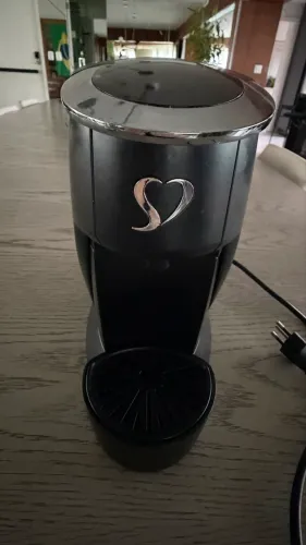 Cafeteira Três Corações Preta 220v