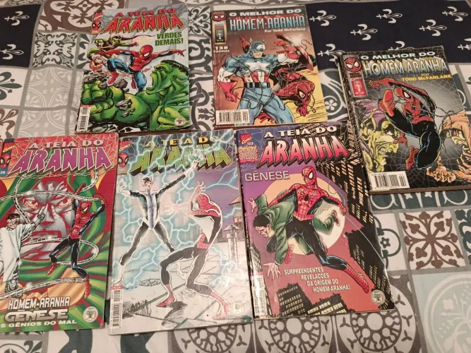 Lote de gibis Marvel e DC 