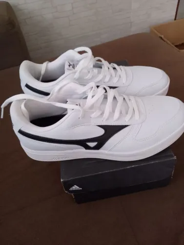 Tênis Mizuno casual