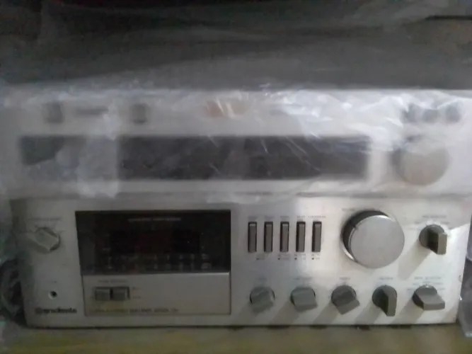 Rádio vintage gradiente - não envio - retirada no portão 