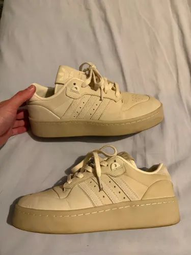 Tênis Adidas Rivalry Low Lux