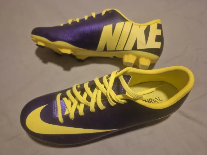 Chuteira Nike Mercurial victory IV FG NOVA