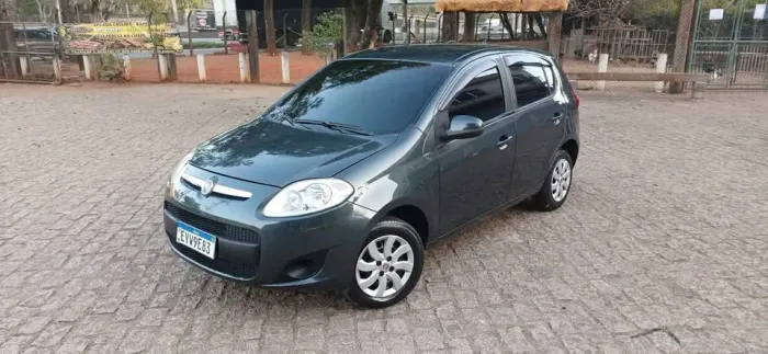 Fiat Palio Attractive 1.0 EVO Fire Flex 8V 5P 2012