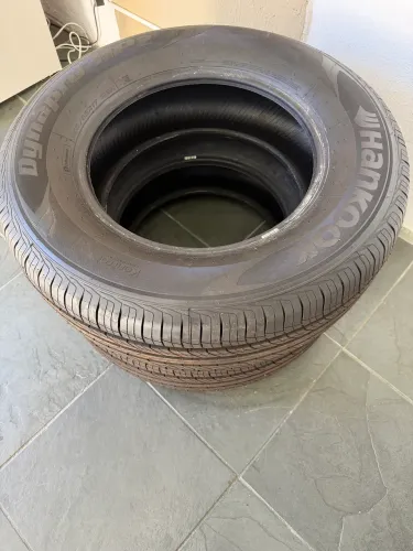Vendo Pneu  245/65R17 111H HANKOOK 