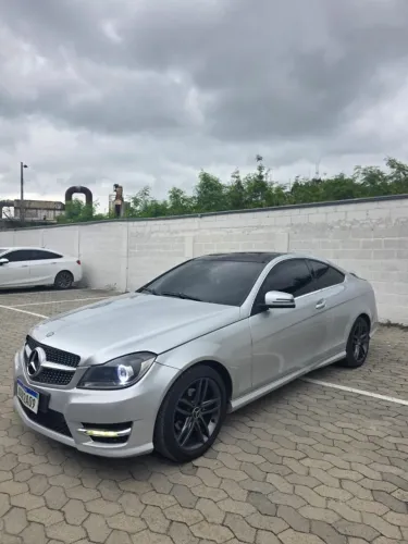 Mercedes-Benz C-180 CGI Coupe Sport 1.6 TB 16V Aut. 2013