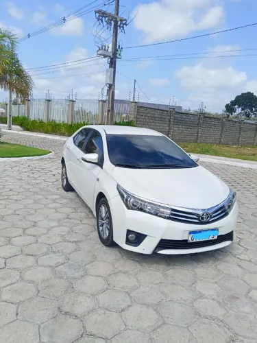Toyota Corolla Altis 2.0 Flex 16V Aut. 2015