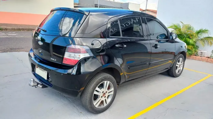 Chevrolet Agile LTZ Easytronic 1.4 8V Flexpower 5P 2013