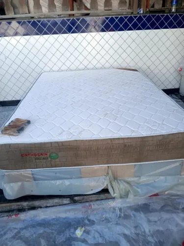 Conjunto cama box com Colchão queen Orthocrin Sem uso Aceito cartão e entrego!