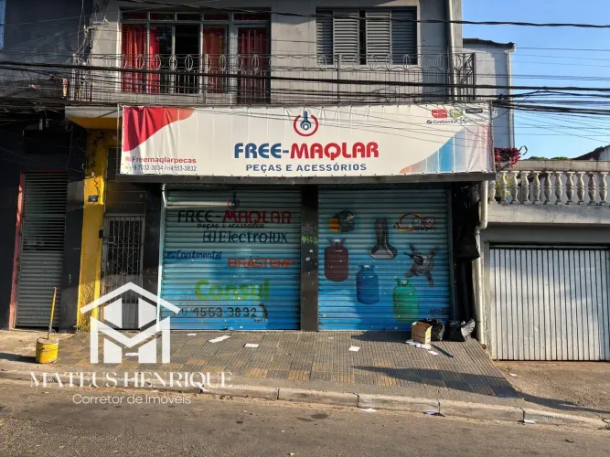 Imóvel comercial no Centro de Jandira 75 m² | mezanino, 2 banheiros e 2 portas de aço