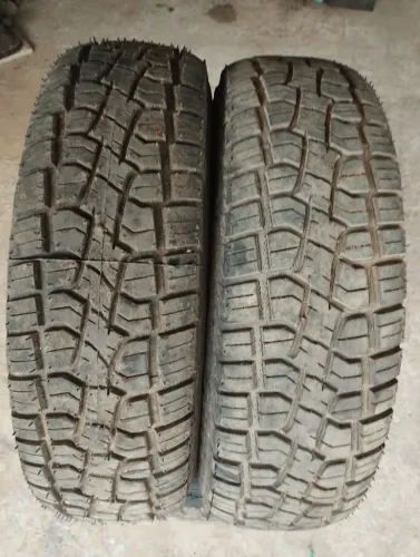 Par pneus Kombi aro 14 185/80 8 lonas