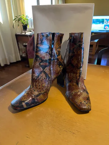 Bota de couro original feminina