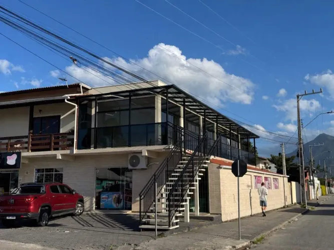 Sala comercial para alugar de 40 m² na Avenida Rio Grande - Palhoça