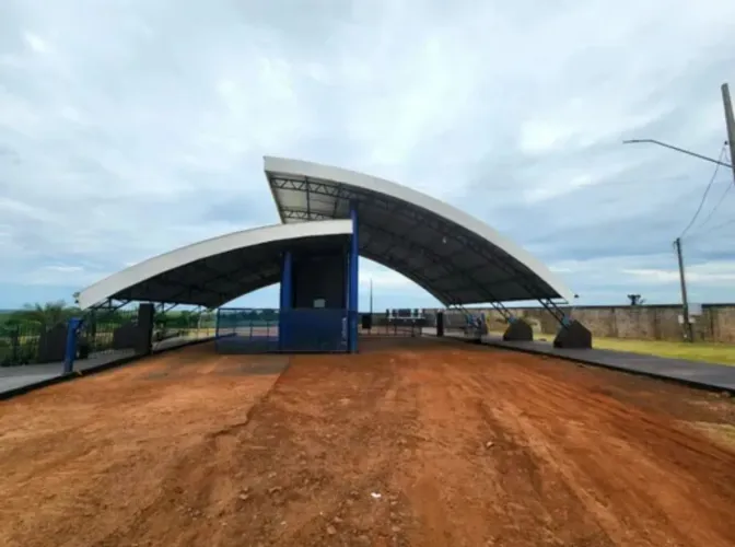 Vendo terreno no condomínio mandjuba do Ivaí I