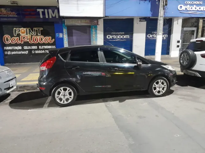 Ford Fiesta 1.5 16V Flex Mec. 5P 2014
