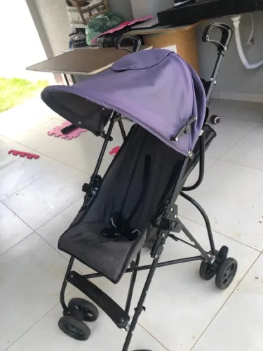 Carrinho de Bebê Galzerano 4 Rodas Dobrável - Ótimo Estado
