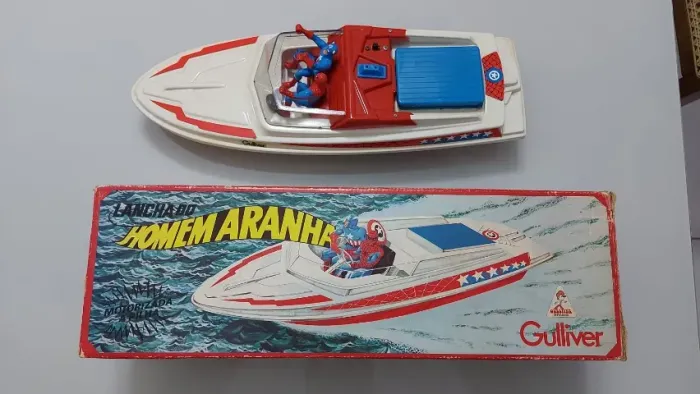 Lancha do Homem Aranha e Capitão América da Gulliver Brinquedo Clássico Anos 80