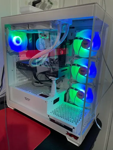 PC GAMER 32GB RAM- RX 6600 + RYZEN 5 5600