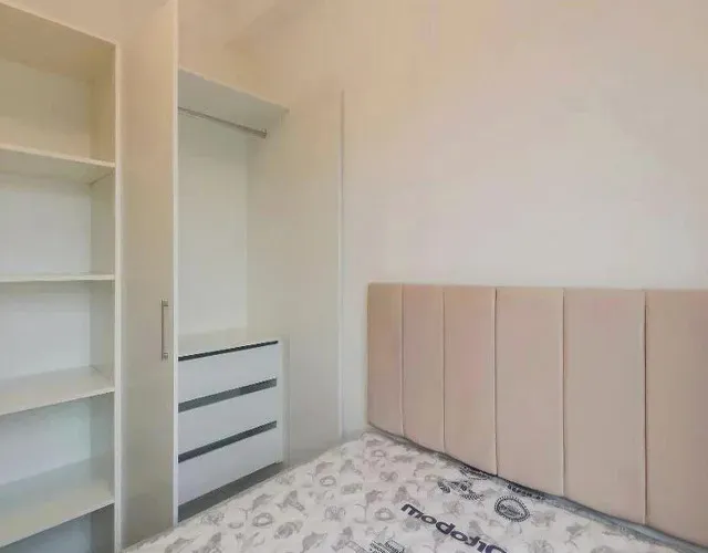 Aluguel apto 2 quartos c/ mobília e com vaga de garagem