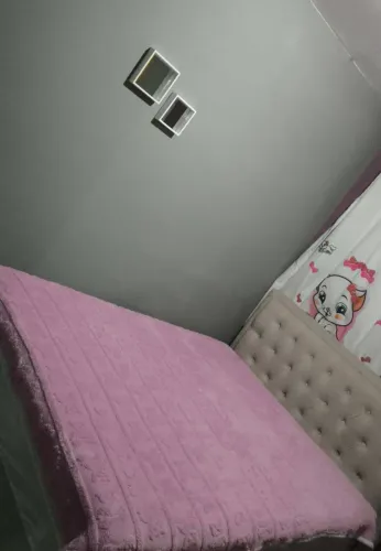 Cama , colchão e cabeceira 