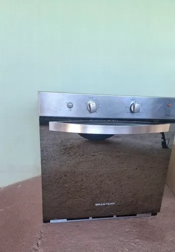 Forno de Embutir a Gás Brastemp Clean (78 Litros)