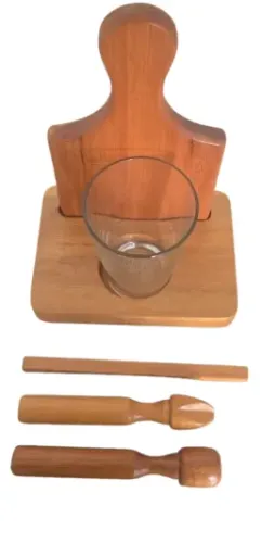 Kit para caipirinha / caipirosca / drinque (em madeira) c/ tábua, copo, faca e socador