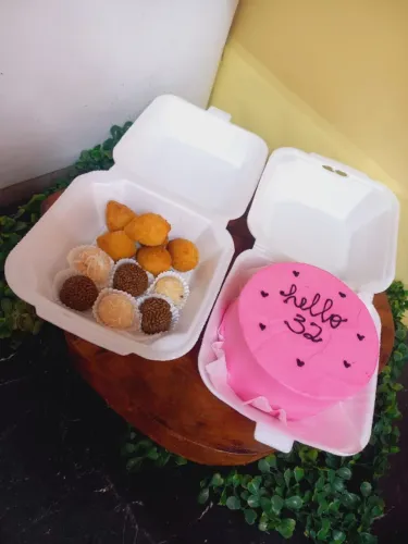 Kit Festa Só um Bolinho