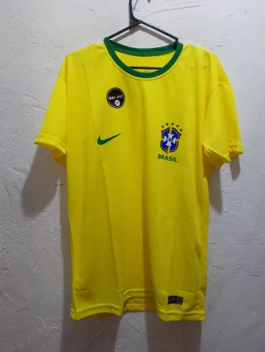 Camisa do Brasil P e M