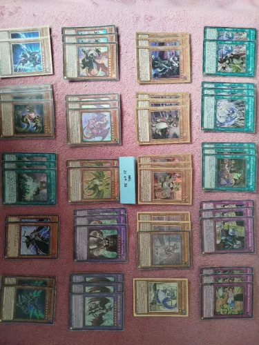 Deck Core Dragonmaid PT-BR Completo + Extra Deck + Motor Dragão/Chaos + Sleeves Temáticos