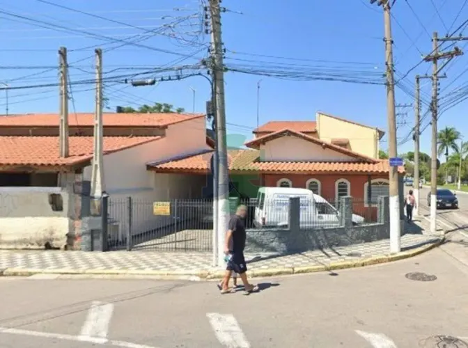 Casa com 2 quartos, 174 m², à venda por R$ 1.070.000- Jardim das Indústrias - Jacareí/SP